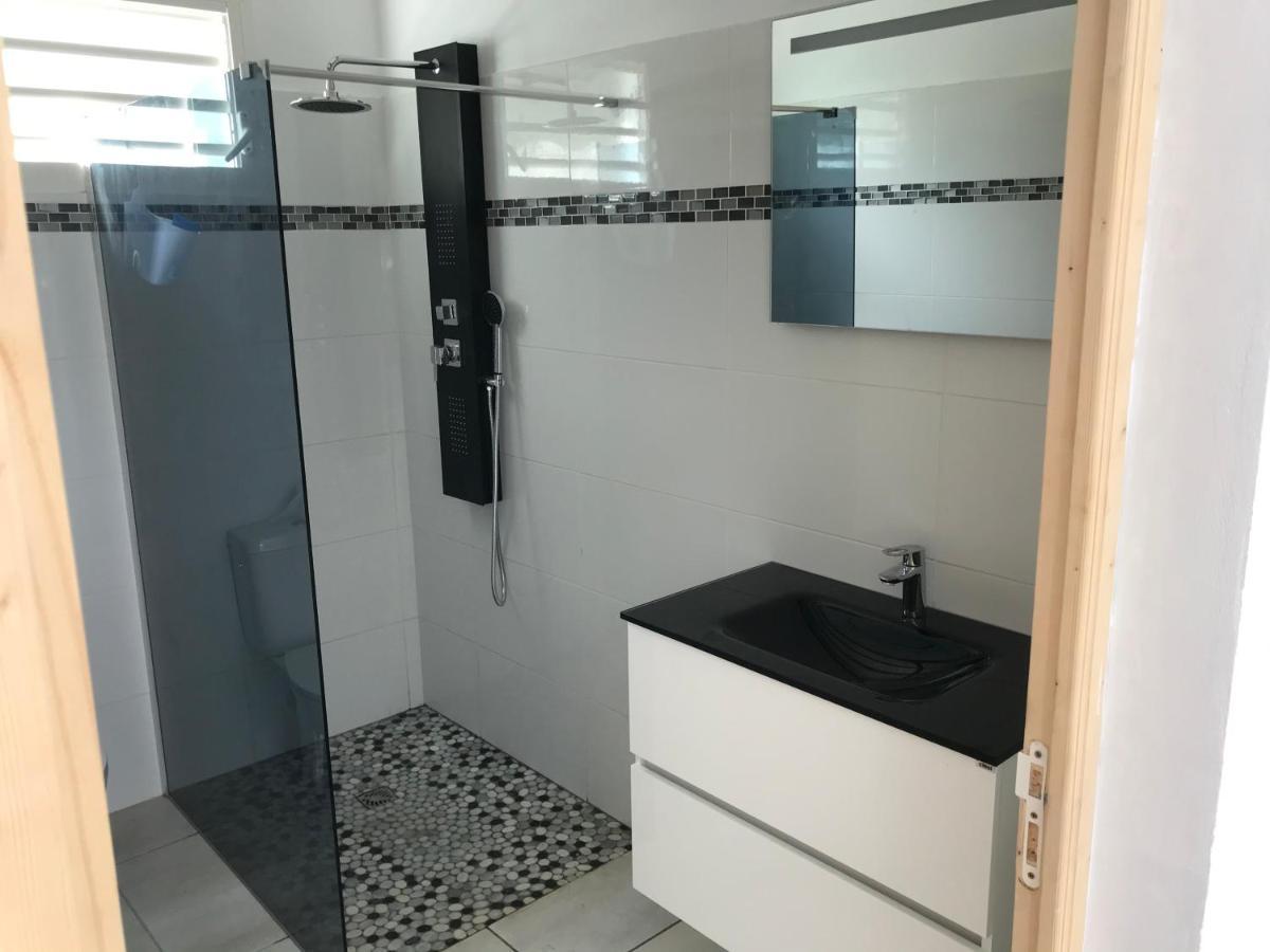 Villa Vue Sur Mer Deshaies Dış mekan fotoğraf